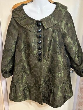 Eccoci Olive Green Brocade Swing Blazer with Faceted Buttons